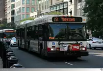 New Flyer DE60LF  Chicago Transit Authority | CTA Buses & Trains  aufgenommen am 25. August 2013