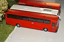 Ein Mercedes-Benz O 303 der fiktiven DB Regiobustochter Eistal-Bus. Das Modell wurde von mir umlackiert und mit den DB-typischen Schriftz�gen versehen.
Als Reisebus wird er im Schienenersatzverkehr eingesetzt.