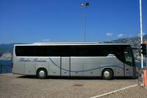 Setra S 415 GT-HD, ehem.  Thaler , jetzt f�r ein italienisches Unternehmen im Einsatz, Malcesine am Gardasse/Italien 04.09.2013