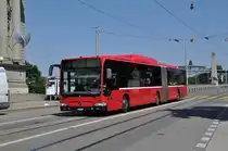 Mercedes Citaro mit der Betriebsnummer 846 auf der Linie 10 beim Stadttheater Bern. Die Aufnahme stammt vom 05.08.2013.