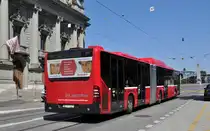 Mercedes Citaro mit der Betriebsnummer 849 auf der Linie 10 beim Stadttheater Bern. Die Aufnahme stammt vom 05.08.2013.
