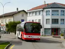 CJ - Volvo 8700  JU 47778 in Saignelgier am 28.09.2013