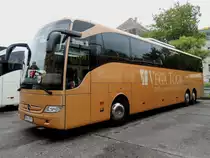 MB-Tourismo von VEGA-Tour, hat sich in Budapest eingefunden; 130826