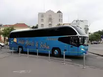 NEOPLAN Cityliner von Willi Brust&Sohn absolviert eine Stadtrundfahrt in Budapest; 130826