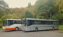 Ein Mercedes-Benz O 407 und O 408 von Busverkehr Imfeld, abgestellt auf einem Groparkplatz fr Park-and-Ride-Busse am 20.10.2013.