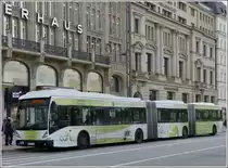 Van Hool AGG 300 aufgenommen in Hamburg am 17.09.2013. 