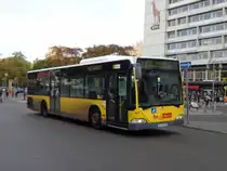 BVG Wagen 1478 - Mercedes O 530 als 110 Oskar-Helene Heim am 20.10.13 am Bahnhof Zoo