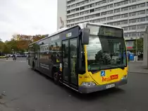 BVG Wagen 1465 - Mercedes O 530 als 249 Roseneck am 20.10.13 am Bahnhof Zoo