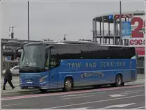VDL Futura aus England, aufgenommen nahe dem Bahnhof von Luxemburg, am 12.0.2013.