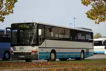 Setra-Bus 390 stand als Linie 304 Rostock-Demmin abgestellt in H�he Busbahnhof Rostock Hbf/S�d.25.10.2013