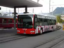 Chur Bus - Mercedes Citaro  GR  97503 auf den Geleisen der RhB als Res. f�r Bahnersatz der Linie Chur - Arosa am 18.10.2013
