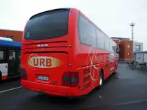 MAN Reisebus im F�hrhafen Rostock im Oktober 2013