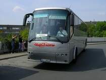 BOVA Reisebus verl�sst Gelsenkirchen Busbhf/Hbf.(03.05.2008)