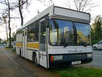 Neoplan N 407, ehem. Lufthansa, Karlsruhe 30.10.2013