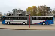 EVB - Setra Gelenkbus im neuen Design am 12.11.2013 am Bahnhof Tostedt.