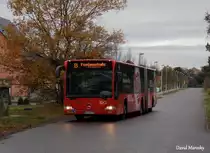 8. November 2013 - Brandenburg, Wagen 592 der VBBr (Citaro I G) am Rehagen. Seit 2003 ist er in Brandenburg im Einsatz. Die VBBr wechselte seine Matrixanzeige im Jahre 2008 gegen die nun vorhandene orange-farbene von einer grünen aus. 
