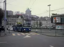 Z�rich VBZ Trolleybus 31 (FBW/Ramseier&Jenzer/BBC-S�cheron 86) Bahnhofbr�cke / Bahnhofquai im Februar 1994.