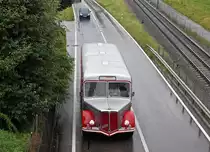 BSU: Der historische  Silberbus  der Marke FBW auf der Fahrt von Zuchwil nach Worb-Dorf bei Vechigen am 25. August 2013.
Foto: Walter Ruetsch