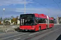 Volvo Bus mit der Betriebsnummer 814 auf der Linie 10 auf der Kornhausbr�cke. Die Aufnahme stammt vom 08.11.2013.