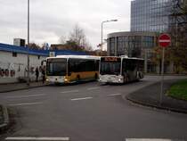 Mercedes Benz Citaro C1 und C1 Facelift am 21.11.13 in Wiesbaden Hbf 