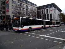 Zwei Mercedes Benz Citaro C1 G Facelift am 21.11.13 in Wiesbaden 
