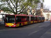 Zwei Mercedes Benz Citaro C1 G der HSB am 25.11.13 in Hanau