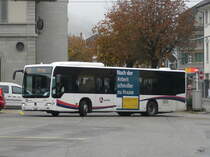 Postauto - Mercedes Citaro AG 19297 unterwegs auf der Linie 360 bei den Bushaltestellen vor dem Bahnhof Brugg am 24.10.2013