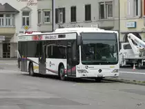 Postauto - Mercedes Citaro AG 381644 bei den Bushaltestellen vor dem Bahnhof Brugg am 24.10.2013