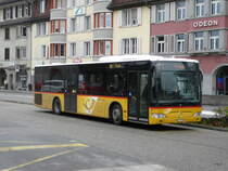 Postauto - Mercedes Citaro AG 326668  bei den Bushaltestellen vor dem Bahnhof Brugg am 24.10.2013
