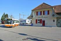 Abschiedsfahrt der BSU MB 405: Wagen Nr. 65 beim frisch renovierten Bahnhof Lohn-Lterkofen, 27.11.2013. 

