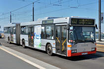 MB O 405 GNII der SWB auf der Kennedybrücke - 04.09.2013