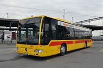 Mercedes Citaro mit der Betriebsnummer 76 auf der Linie 60 am Bahnhof in Muttenz. Die Aufnahme stammt vom 13.01.2014.