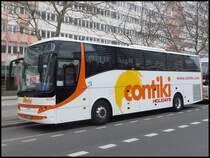 VDL Berkhof Axial von Contiki aus den Niederlanden in Berlin am 23.04.2013