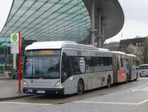 Van Hool AGG 300  Hochbahn , Hamburg ZOB 17.01.2014