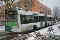 P-AV 955 im Schüler-Schwimmverkehr mit Hänsel und Gretel. Aufgenommen am 24.01.2014 Potsdam Am Stern Kiezbad.