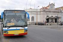 COIMBRA (Distrito de COIMBRA), 24.09.2013, Regionalbus nach Lousã am Bahnhof Coimbra-A