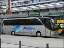 Setra 415 HD von Fraizy aus Frankreich in Berlin am 25.04.2013