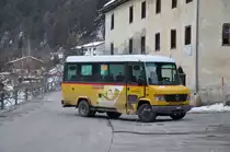 Regie Scuol. Mercedes-Benz Vario (GR 159'301) in Strada i.E., Cuncalada. (17.2.2010)