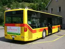 Schon eine Weile her: BLT Mercedes Citaro Nr. 1 (1999) im Herbst 2009 in Eptingen. Zum Zeitpunkt der Aufnahme fuhr dieser Bus noch für den Subunternehmer AGSE mit dem Kennzeichen BL 7883. Ab 1.1.13 übernahm die BLT die Linien im Oberbaselbiet und der Bus bekam für einige Monate die interne Nummer 1. Anschliessend wurde er durch einen neuen Citaro C2 ersetzt. 