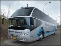 Neoplan Cityliner von S�rens Rejser aus D�nemark im Stadthafen Sassnitz am 11.05.2013