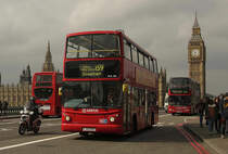Bus und Turm signalisieren sofort London! Dieser Doppelstockbus war am 20.03.2014
auf der Westminster Bridge unterwegs. Er fuhr auf der Linie 159 für Arriva. 