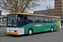 .  (WIL MB 329)  Mercedes Benz Integro wartet in Trier am ZOB auf den nchsten Einsatz.  22.03.2014