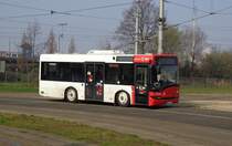 Einer der beiden Solaris Alpino 8,6 der BSAG in Gröpelingen am 30.03.14