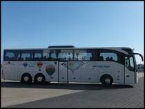 Mercedes Tourismo der AOK-Klinik Rgen im Stadthafen Sassnitz am 23.05.2013