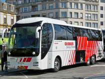 .  MAN  Lion's Coach wartet in Stadt Luxemburg auf seine Fahrgäste.  16.04.2014