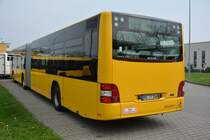 DD-TT 1504 (900504-1) schwenkt aus laut Aufkleber. Und dies stimmt denn es ist ein MAN LC G. Aufgenommen am 06.04.2014 Dresden Gruna.