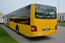 DD-TT 1504 (900504-1) schwenkt aus laut Aufkleber. Und dies stimmt denn es ist ein MAN LC G. Aufgenommen am 06.04.2014 Dresden Gruna.