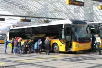 Postauto/Regie Chur Nr. 96 (MAN Lion's Regio R12) am 19.4.14 beim Bhf. Chur. Die Jungwacht des Kanton Zürich führte über Ostern im Bündnerland ein Leiterlager durch. Durch die hohe Teilnehmerzahl wurde eine Extrafahrt organisiert.