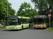 MAN , Linie 328 von Wanne Eickel Hbf nach Unser Fritz,
Schlo�strasse.(15.05.2008)