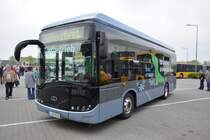 B-SD 9333 am 06.04.2014 Dresden Gruna. (Urbino 8.9 LE Electric)